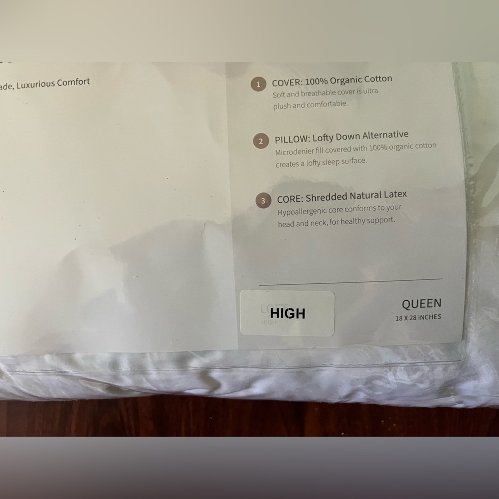 New Saatva Latex Pillow Queen High - Picture 2 of 6